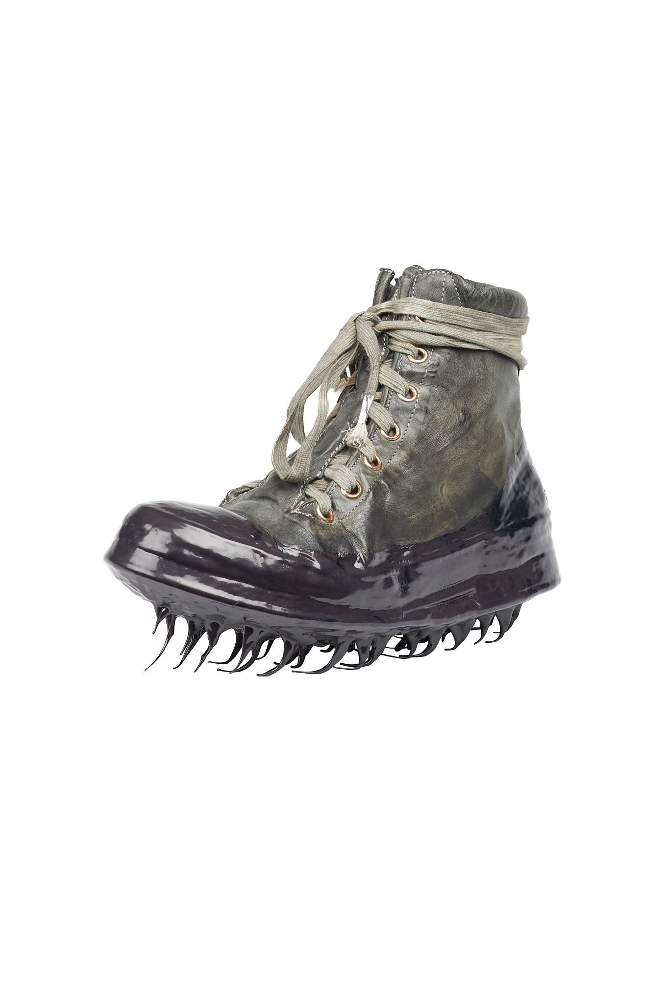 Object Dyed No-Seam Drip Rubber Sneaker