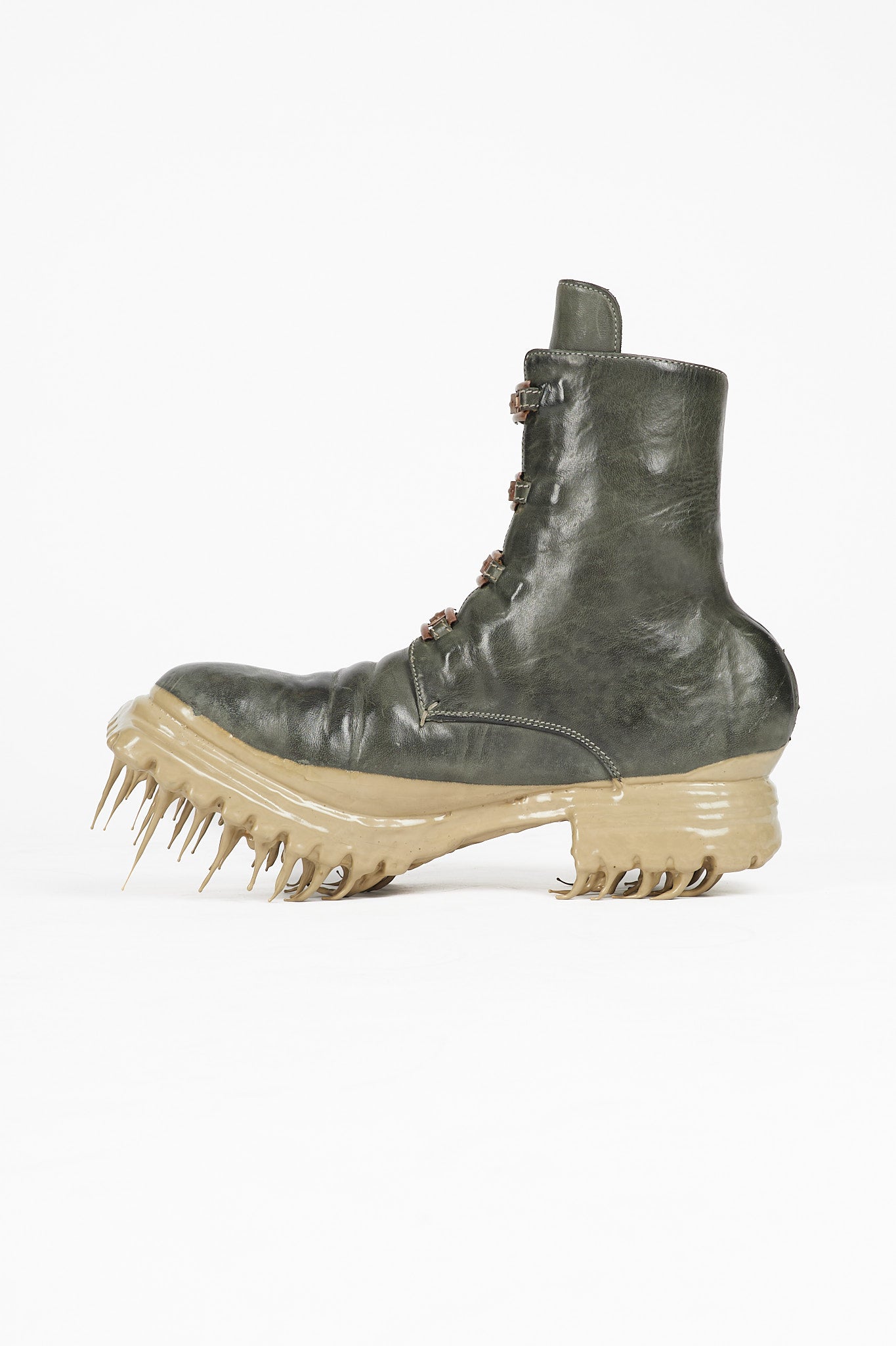 Object Dyed Goodyear Prosthetic Spur-Biter Drip Tank Combat
