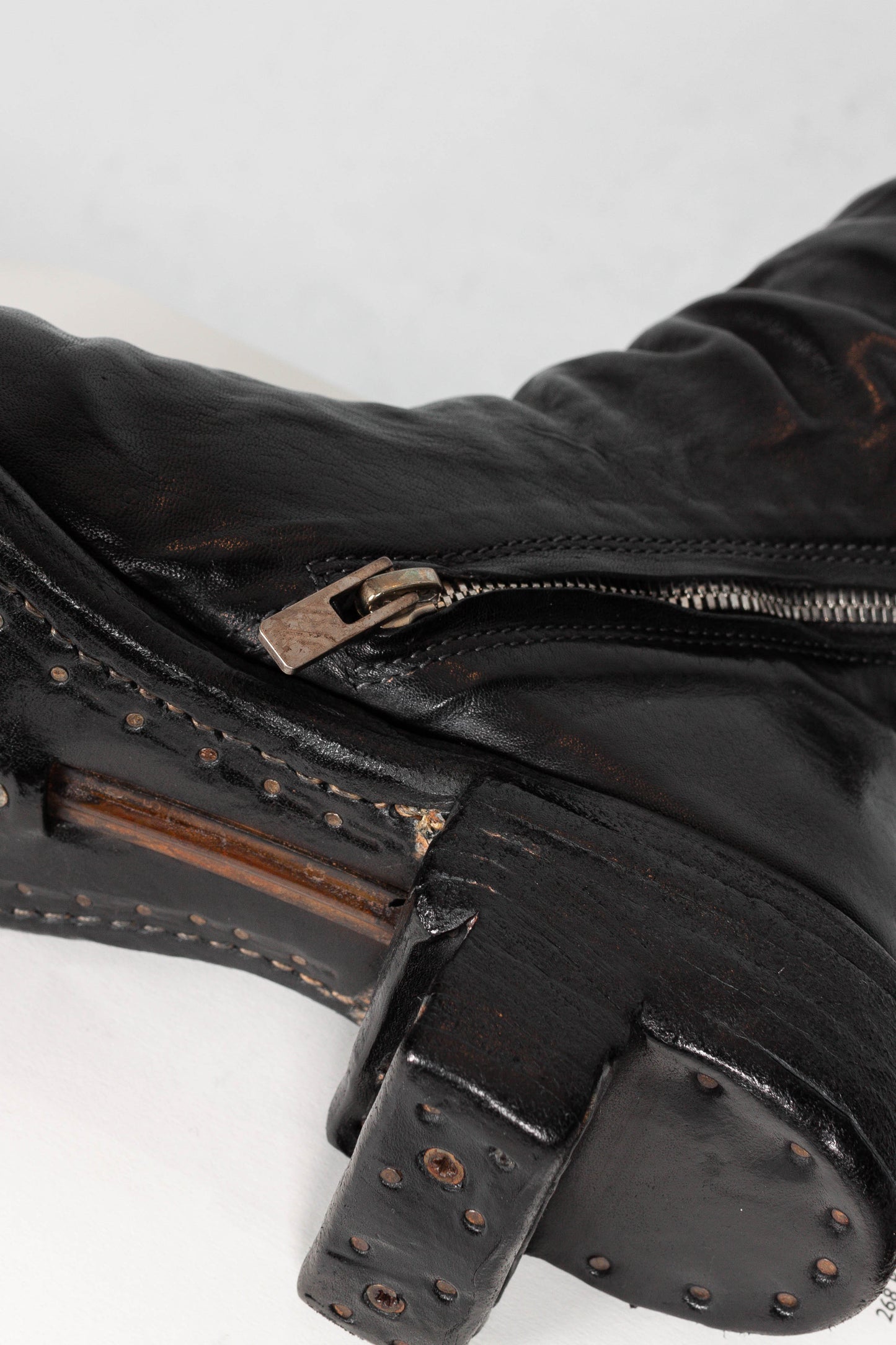 Object Dyed No Seam Diagonal Zip Geta Boot