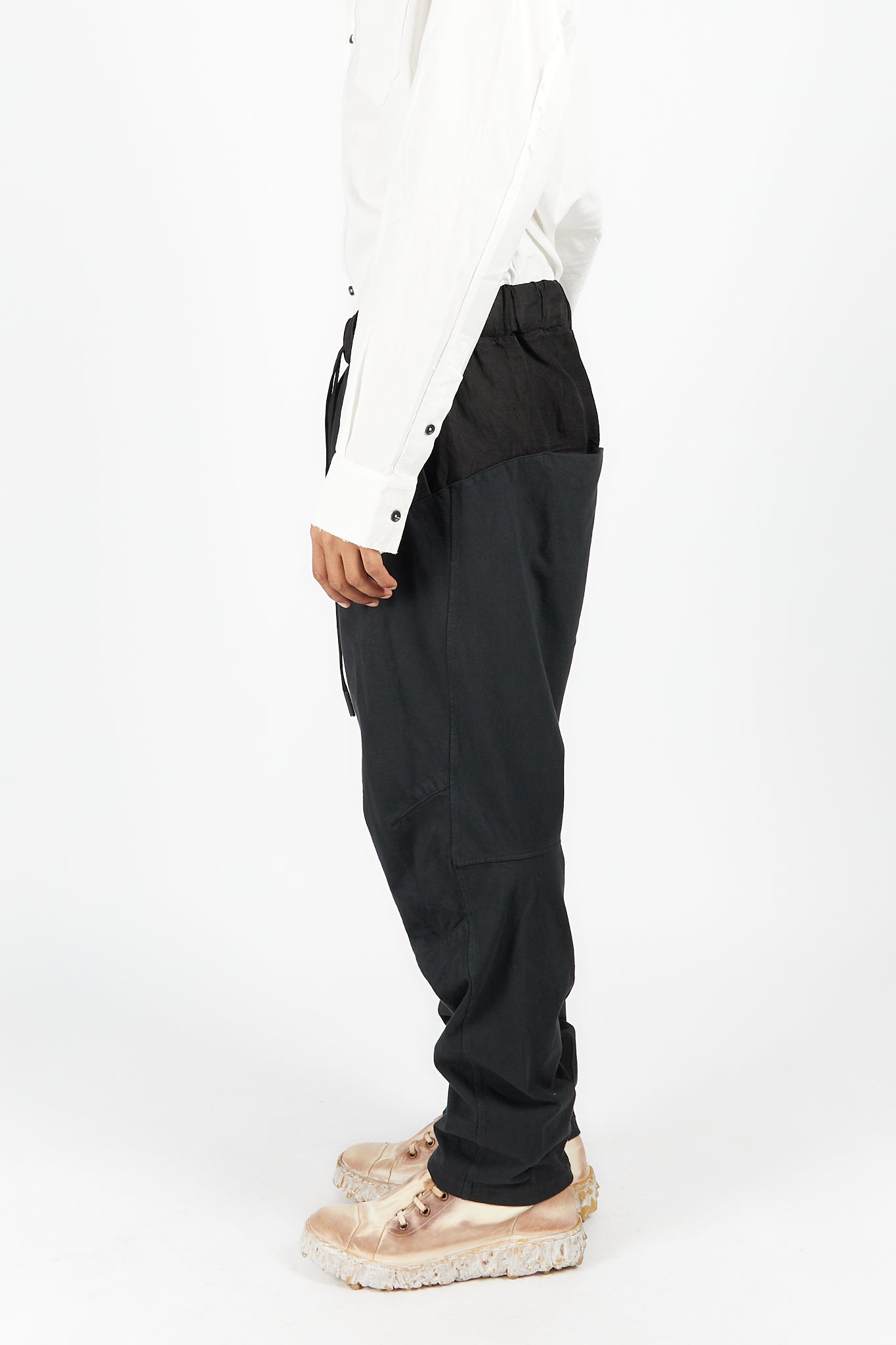 Cuffless Jogging Pants