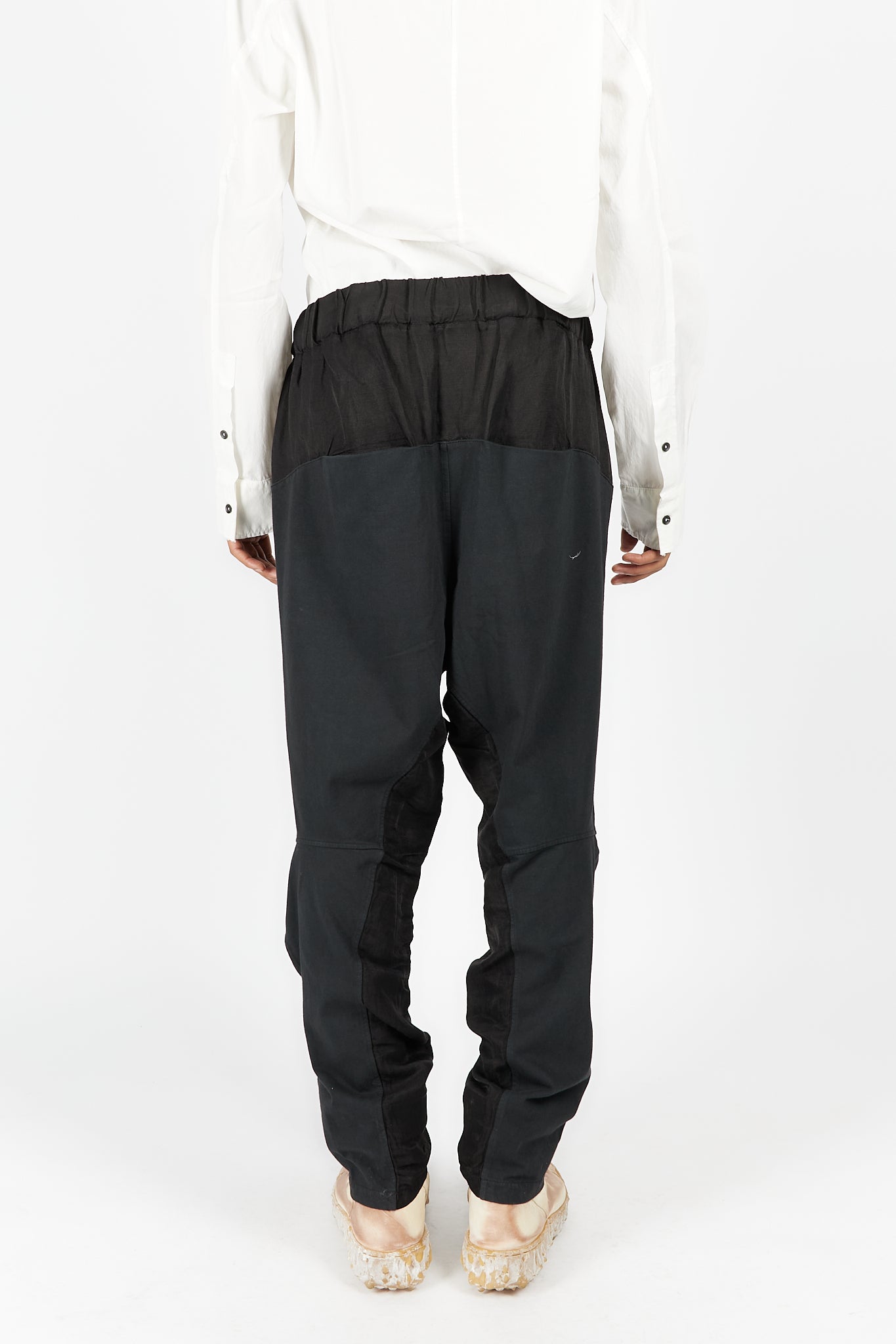 Cuffless Jogging Pants
