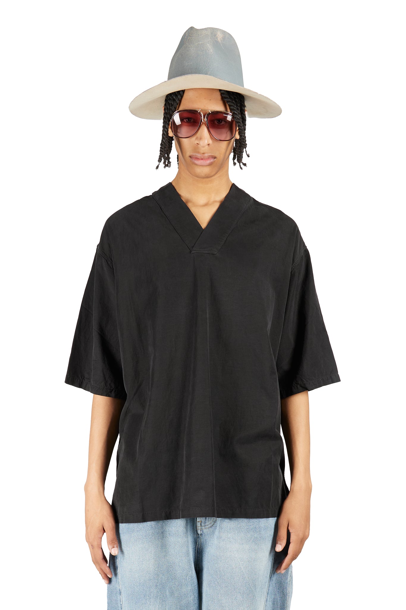 V Neck