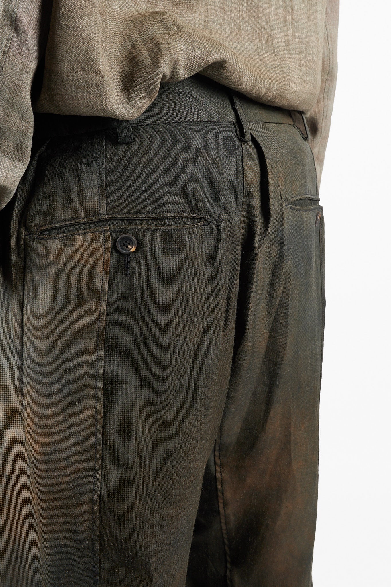 Front Pleats Tapered Long Trousers