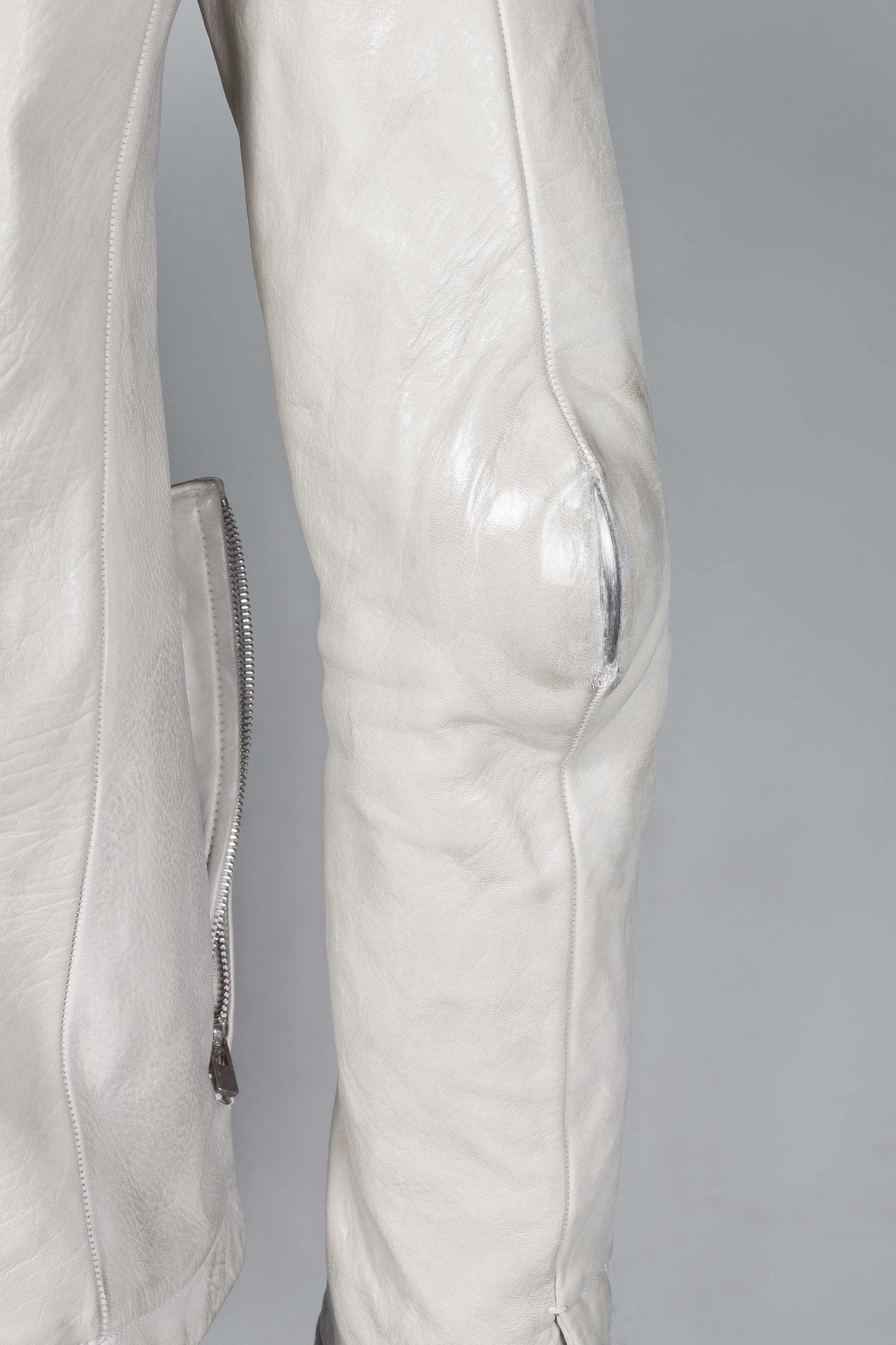 Object Dyed Lined Spine Elbow High Neck Leather Jacket