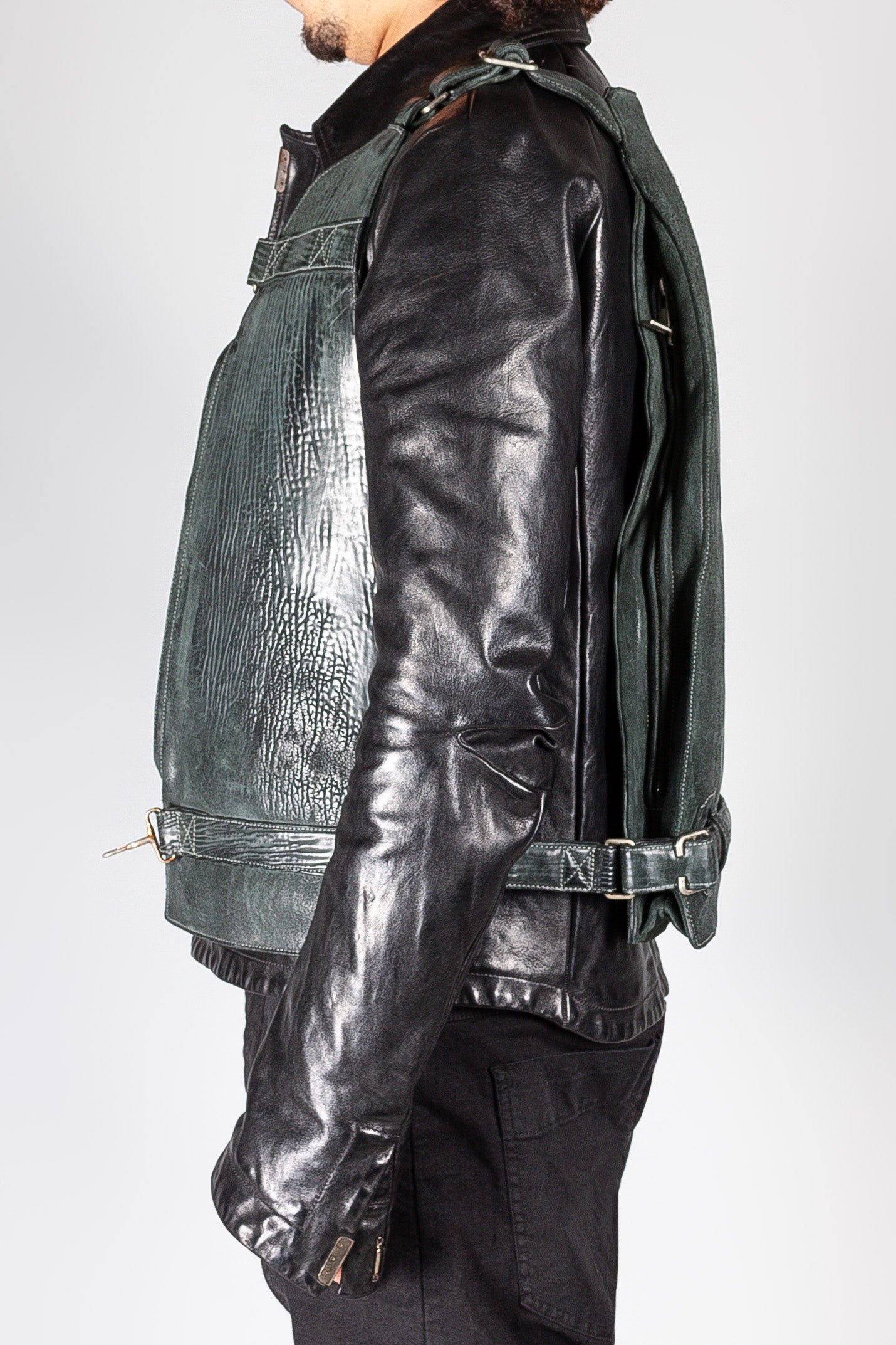 Object Dyed Cordovan Vest Bag