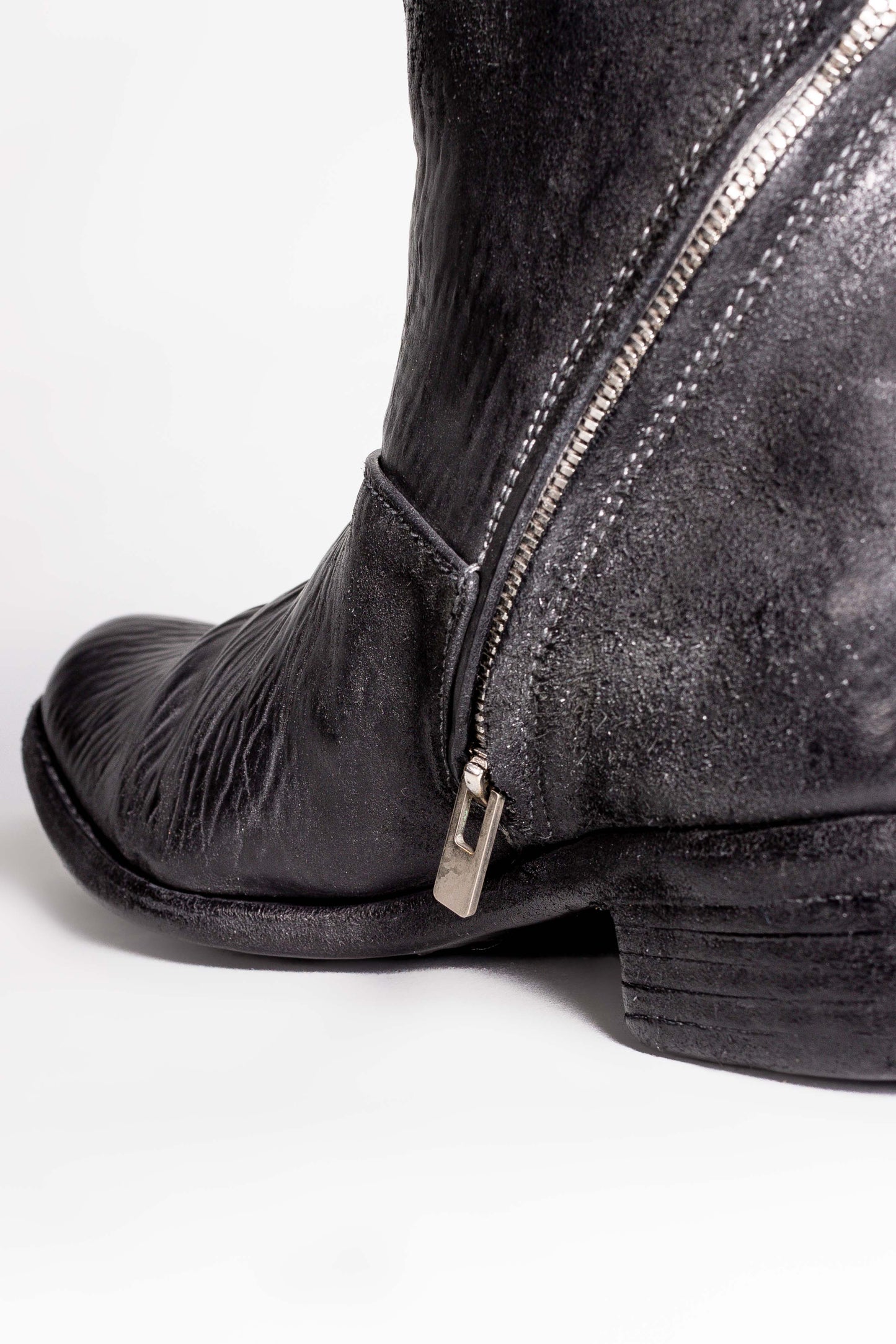 Object Dyed Lined Diagonal Zip Goodyear Boot