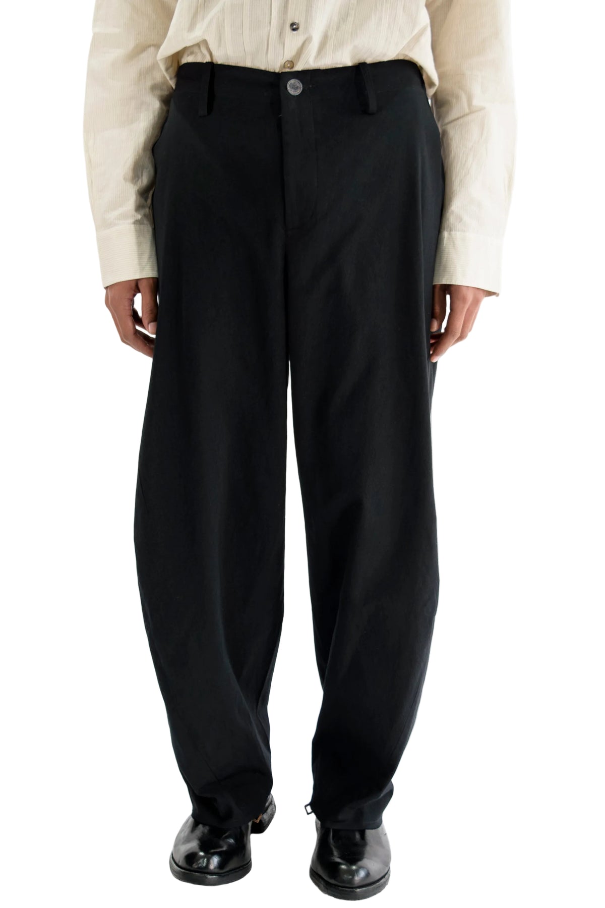Angular-Pocket Cropped Trousers
