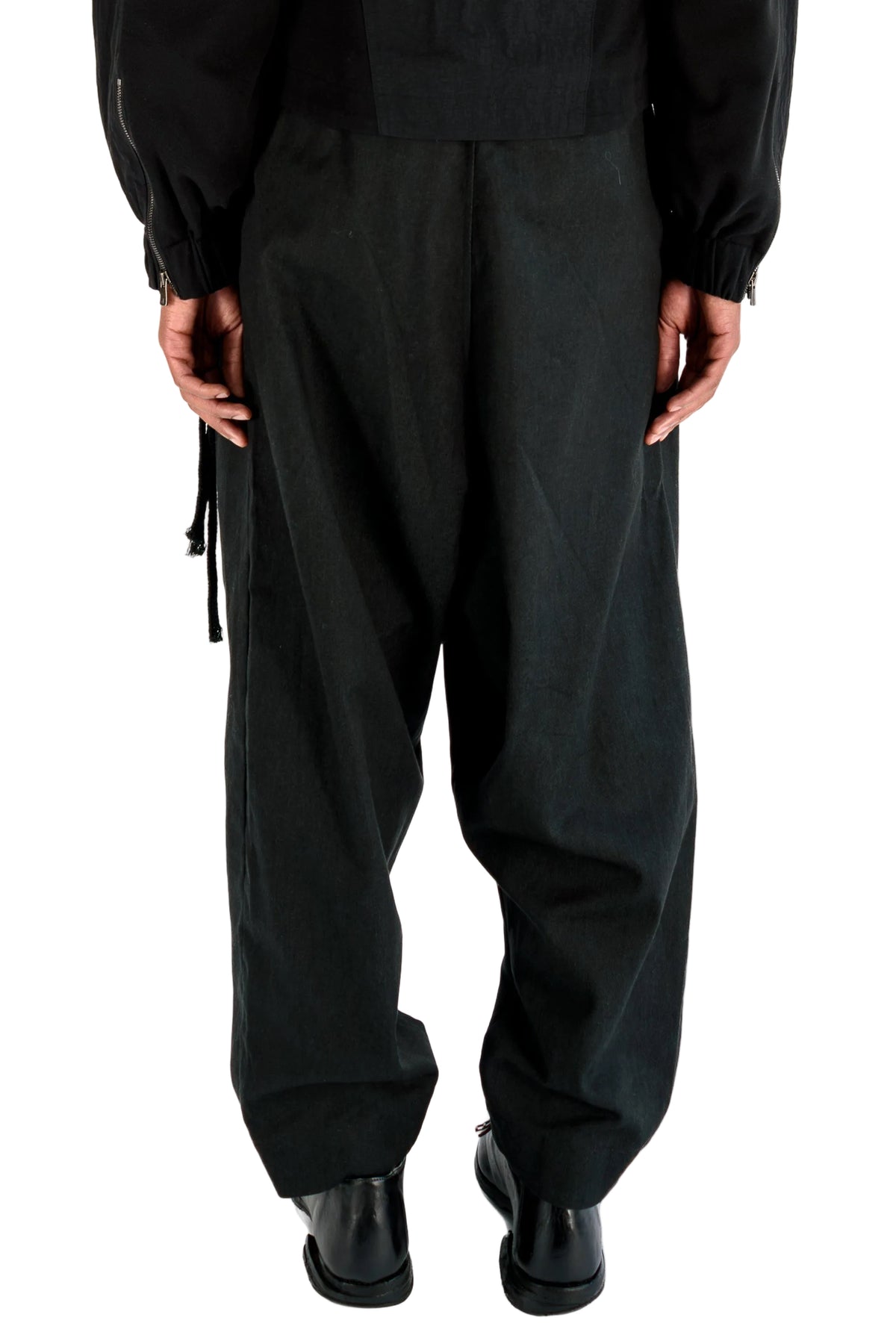 Yarn Strap Trousers