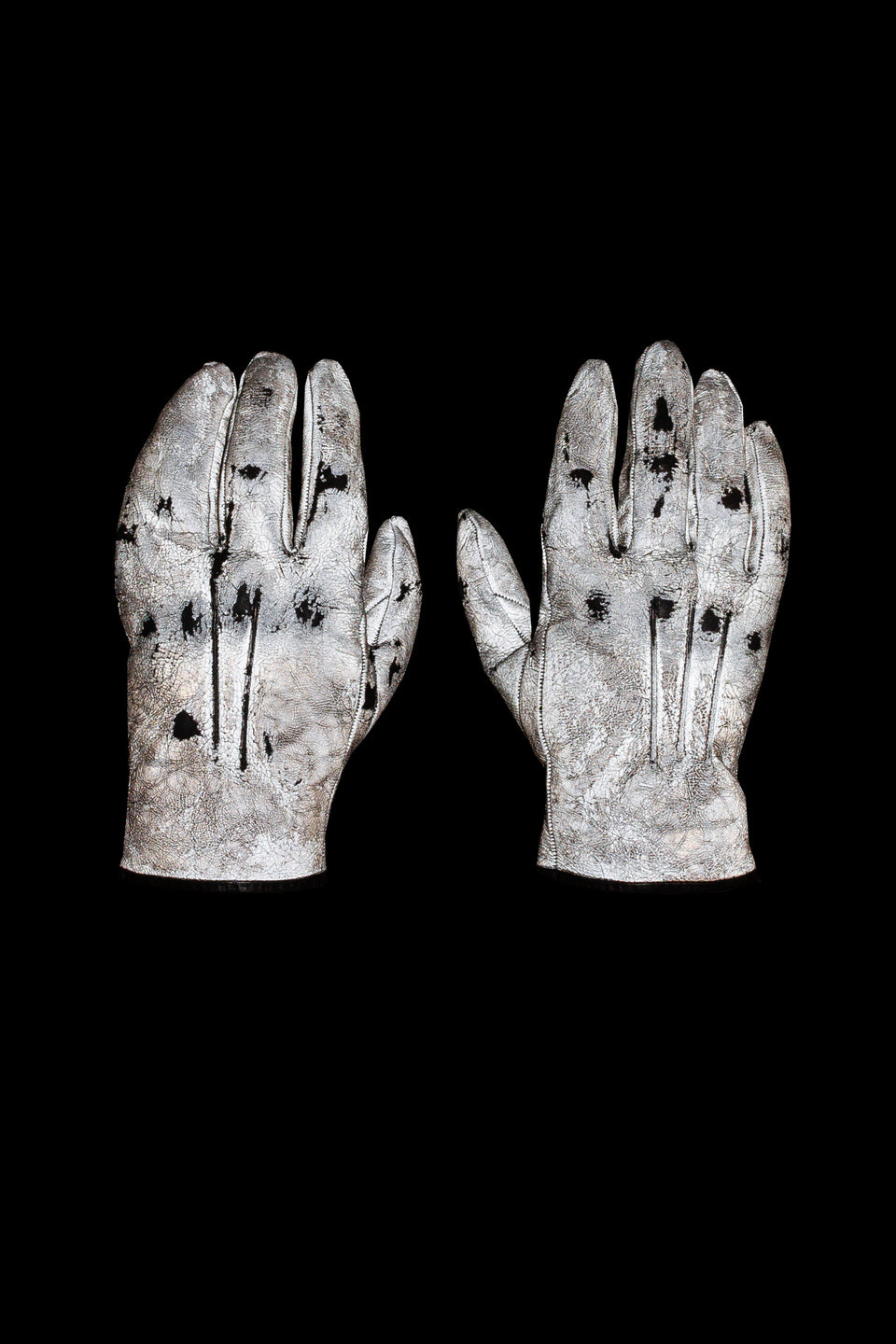 Object Dyed Xposed 9 Finger Hands