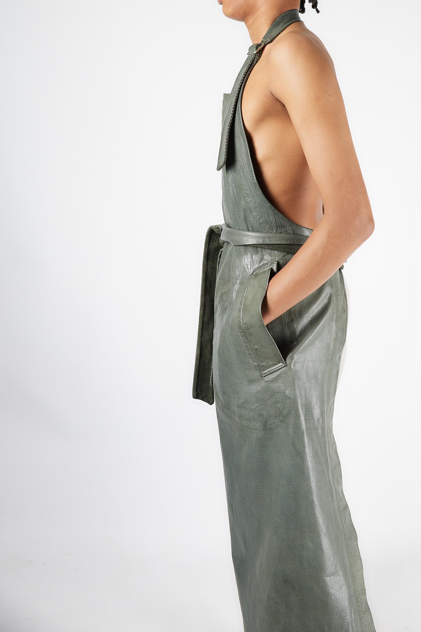 Object Dyed Halter Bison Short Version