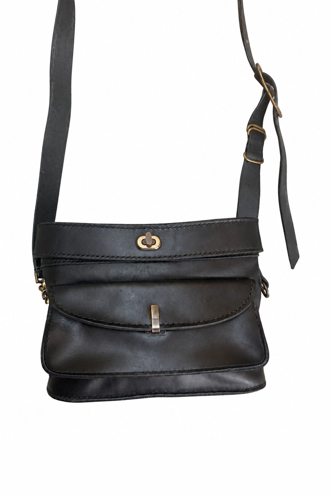 Ziggy Chen Leather Messtin Box Bag in black — layered front and strap detail