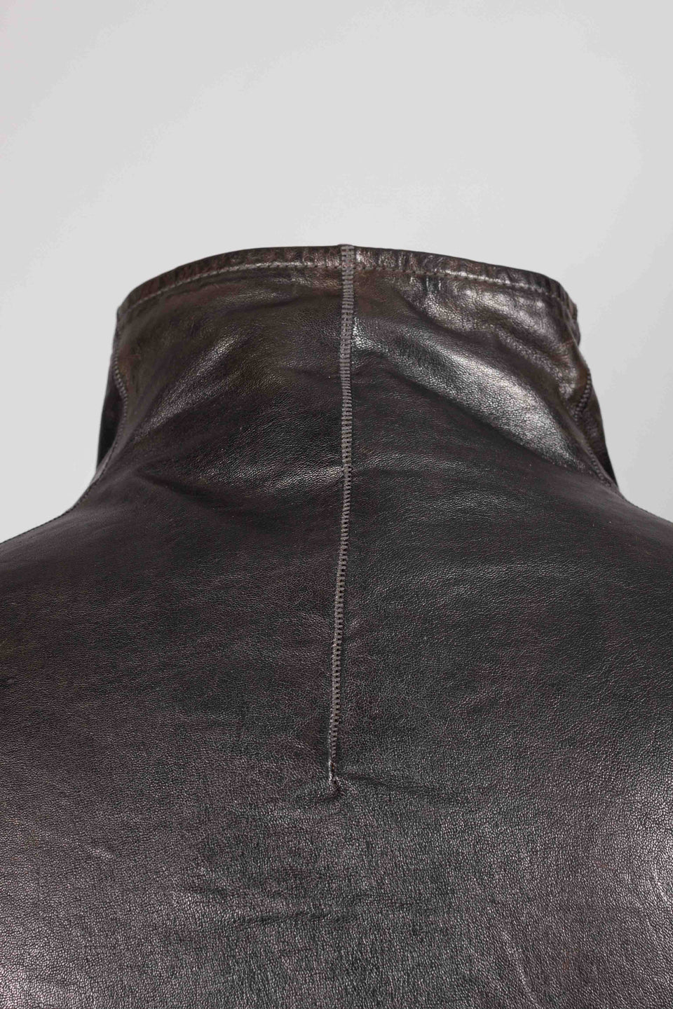 Object-Dyed Arthostic Elbow and Hands Leather Jacket