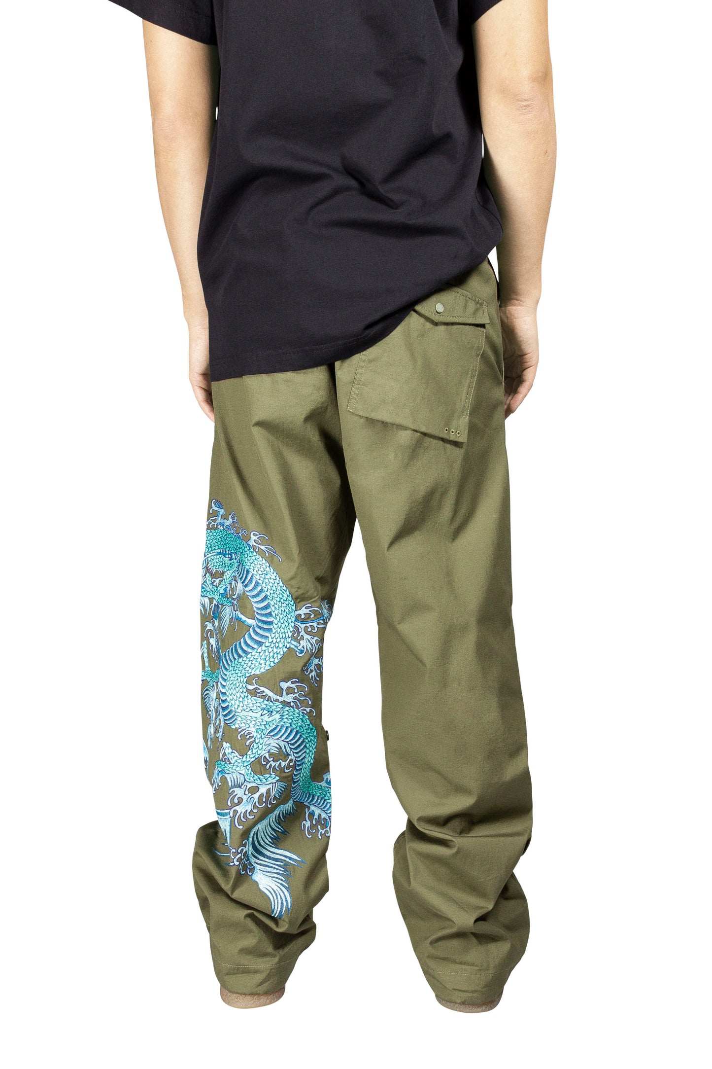 XL Water Dragon Embroidered Loose Snopants®